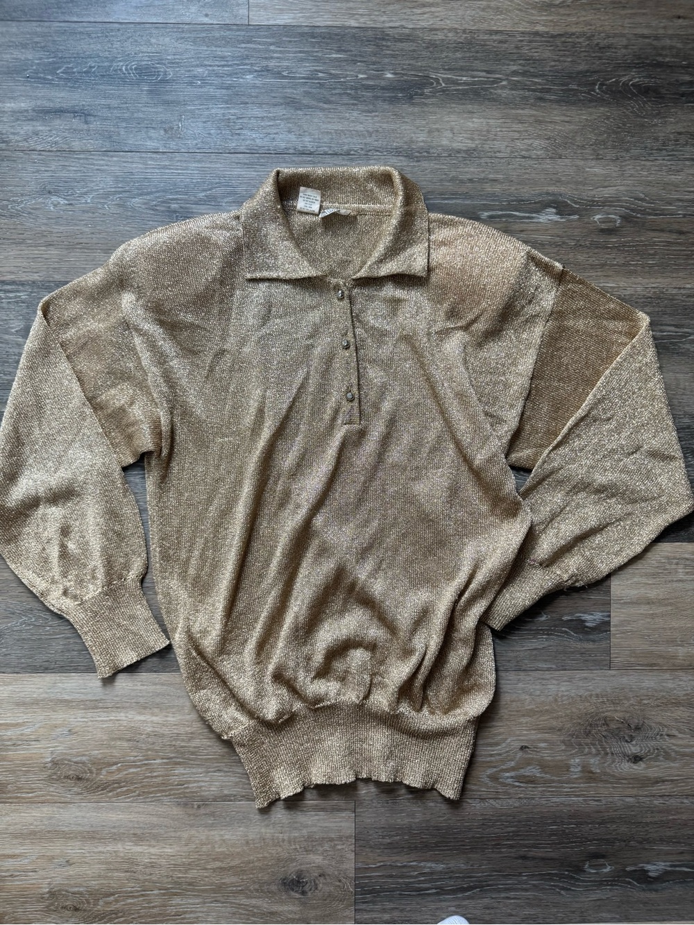 Bullocks Wilshire Gold Metallic Knit
Sweater sz 46